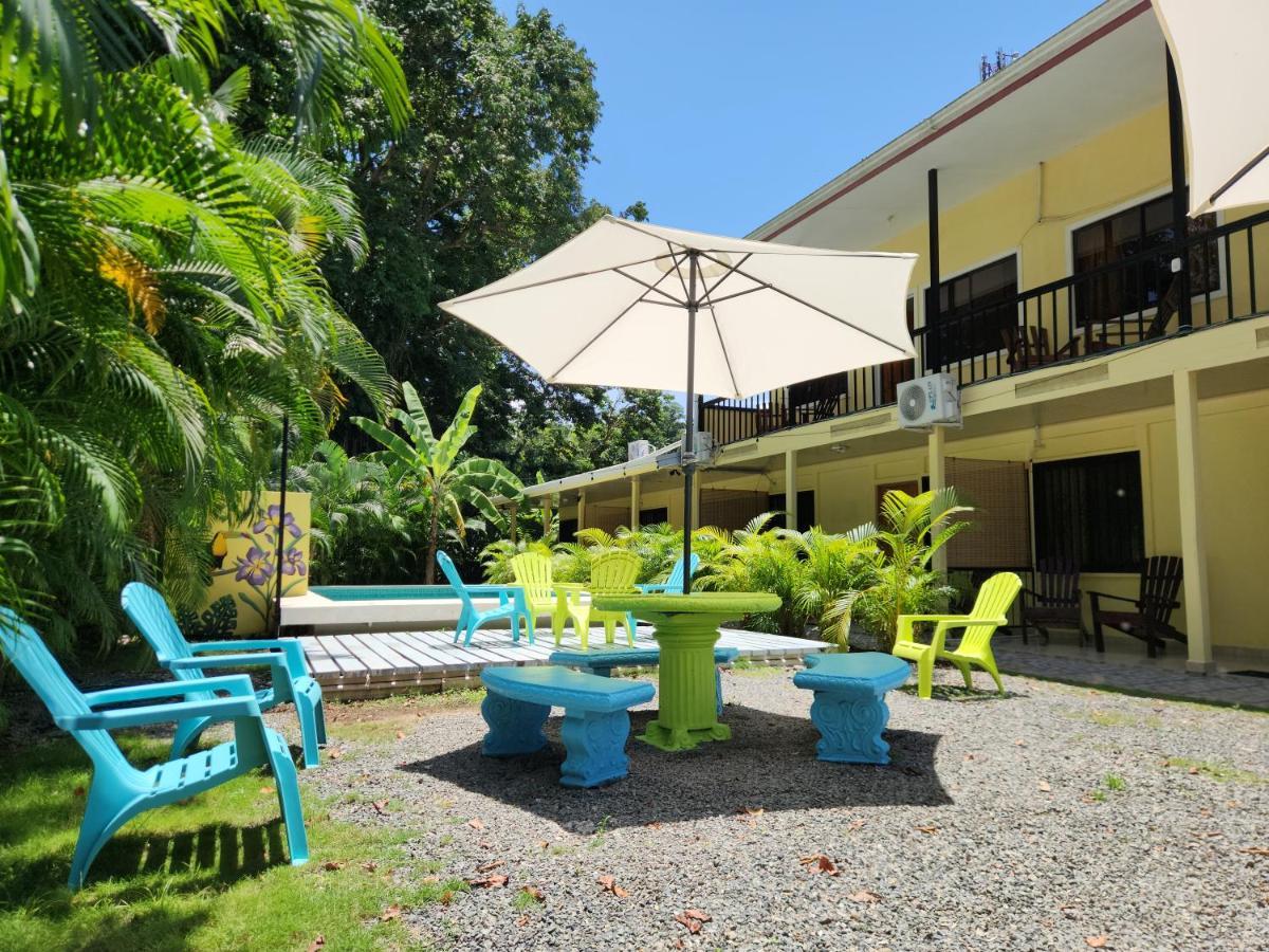 Family Hotel Puerto Viejo de Talamanca Exteriör bild