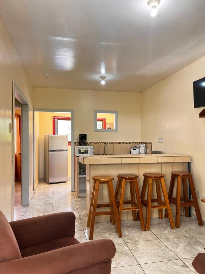 Family Hotel Puerto Viejo de Talamanca Exteriör bild